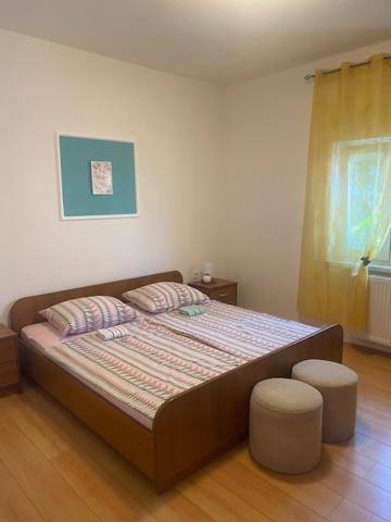 Apartmani Tariba Banjol Exterior photo